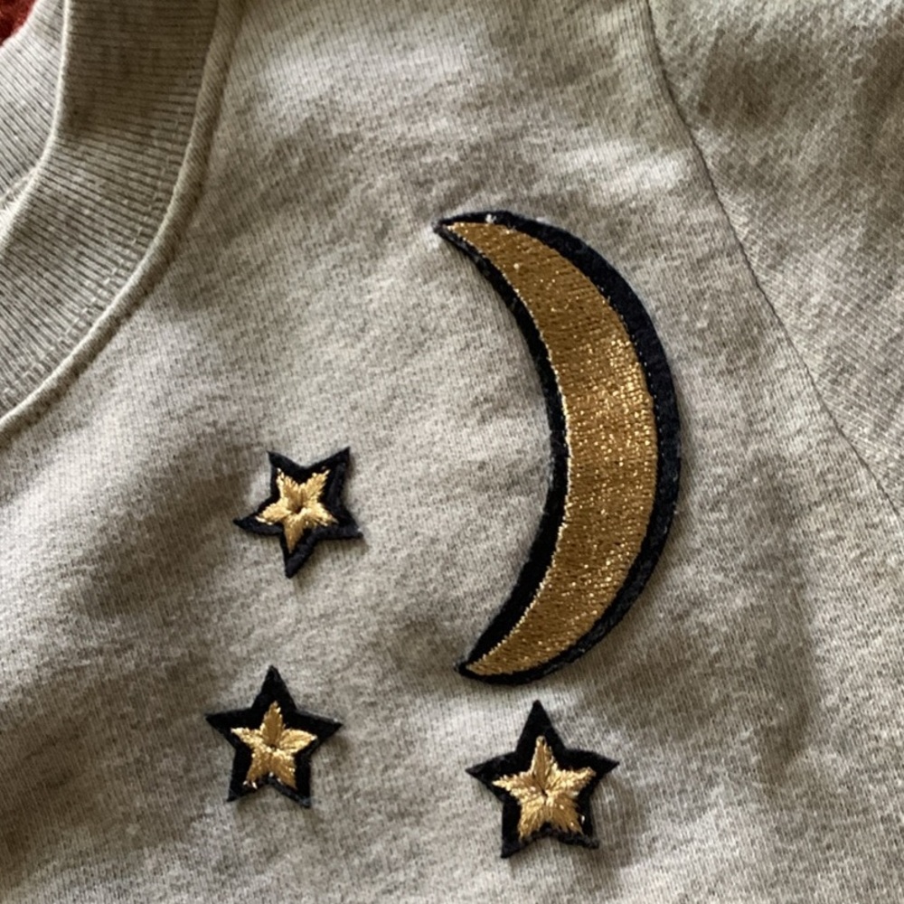 Small Embroidered Sweatshirt JCrew - Picture 2 of 6